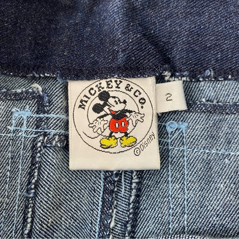 Y2K Disney Mickey & Co Denim Capri Jeans Size 2 Embroidered Mickey Frayed Hem - Picture 7 of 8